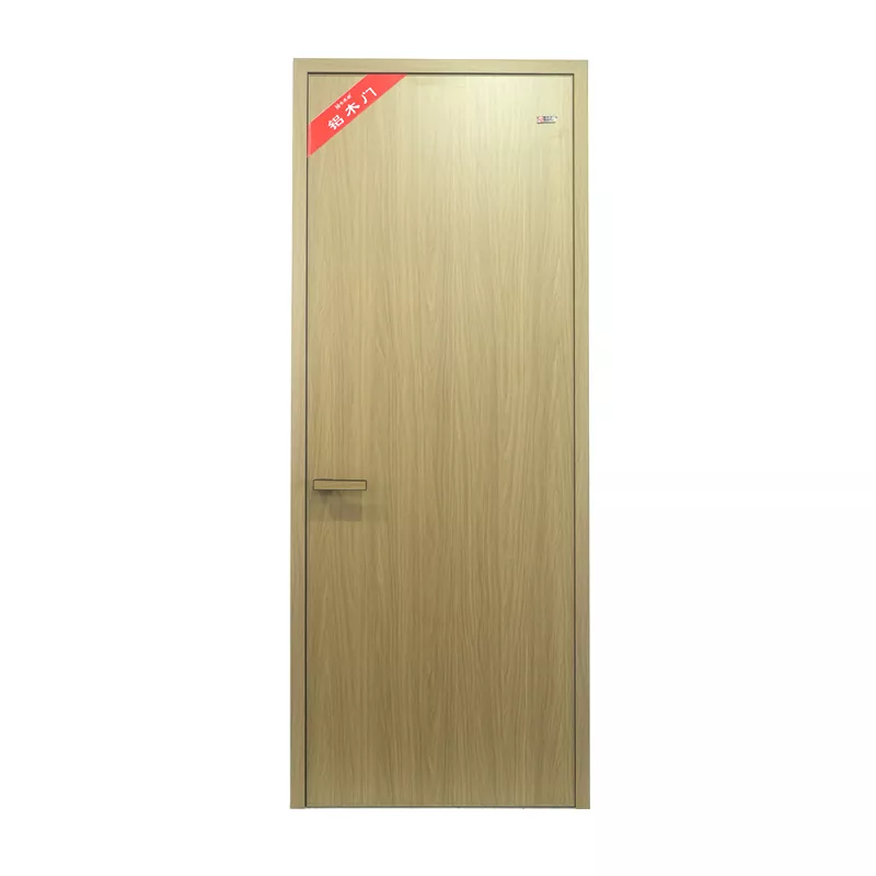 Lesena vrata, prevlečena z aluminijem